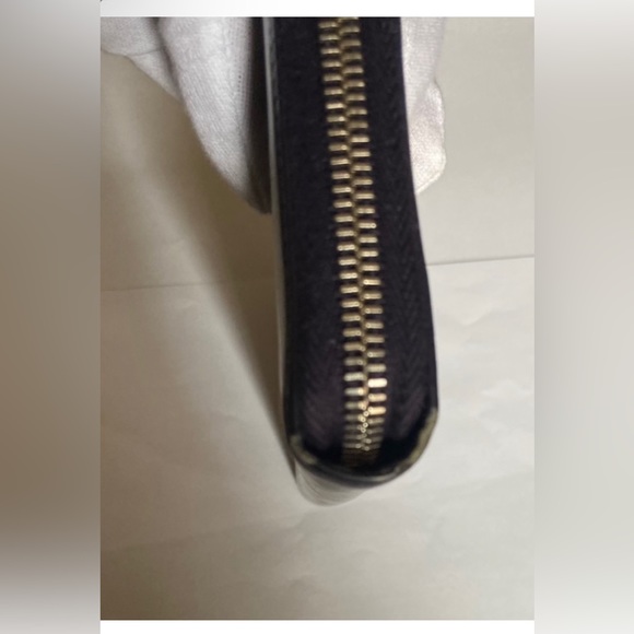 YSL SAINT LAUREN ❤️❤️ ZIP AROUND LONG WALLET BLACK WITH METAL HARDWARE YSL LOGO - Picture 10 of 15